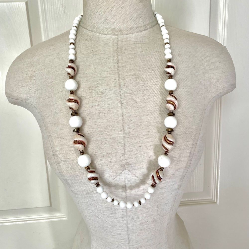 White copper tone beaded necklace